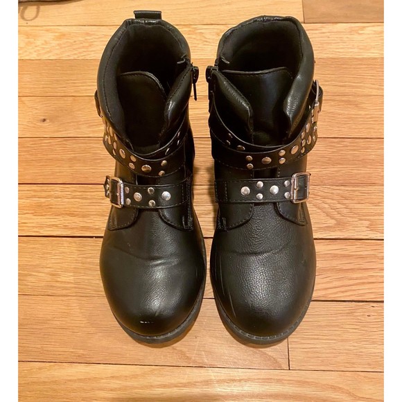 Girls Black Booties - Picture 2 of 4